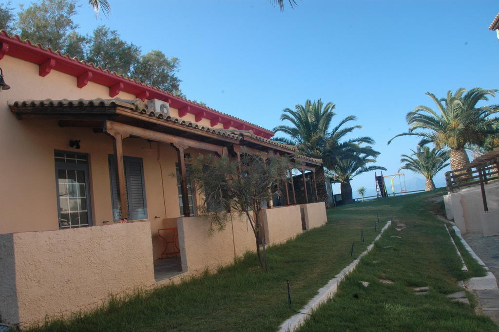 Koralli Beach Niforeika Dış mekan fotoğraf