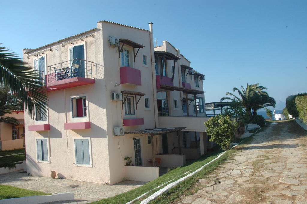 Koralli Beach Niforeika Dış mekan fotoğraf
